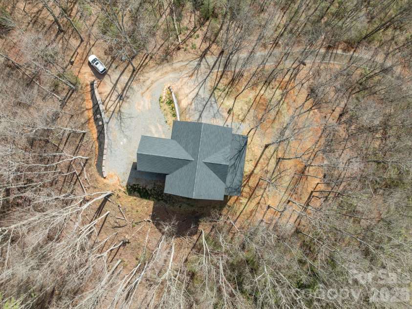 215 Ridgeway Road, Candler, NC 28715.  MLS# CAR4359649, YatesRealty ID 11608. 