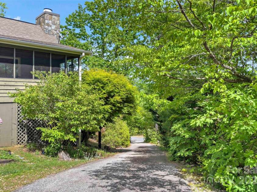 1795 Mckenzie Way, Old Fort, NC 28762.  MLS# CAR4256419, YatesRealty ID 11609. Driveway to home