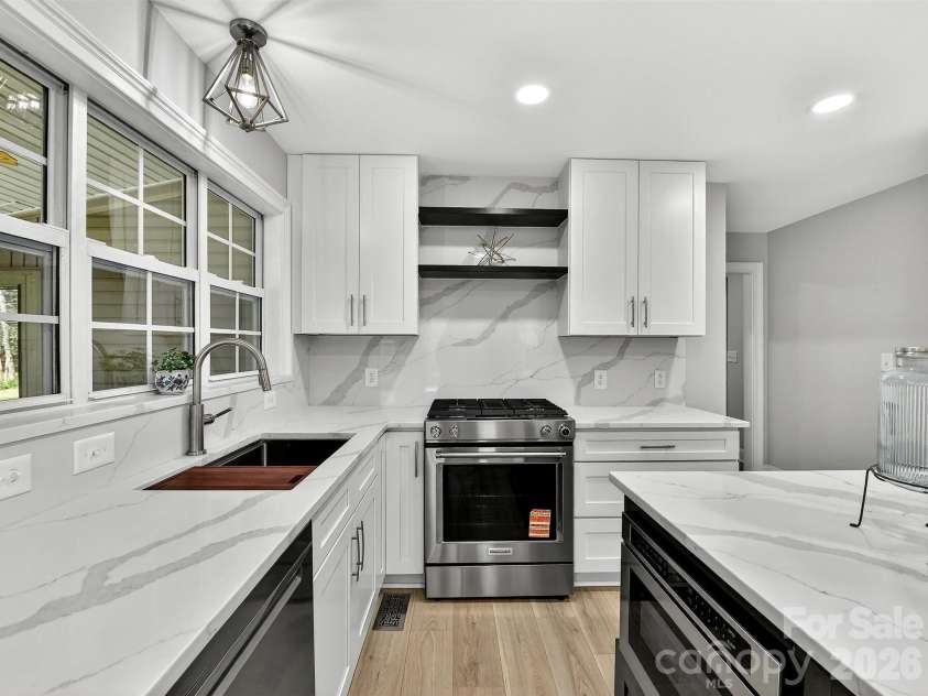 2597 Penngate Drive, Sherrills Ford, NC 28673.  MLS# CAR4359805, YatesRealty ID 11609. 