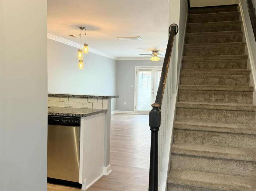 1218 Green Oaks Lane, Charlotte, NC 28205.  MLS# CAR4311508, YatesRealty ID 1161. 