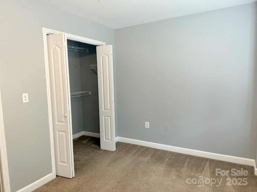 1218 Green Oaks Lane, Charlotte, NC 28205.  MLS# CAR4311508, YatesRealty ID 1161. Back BR Closet