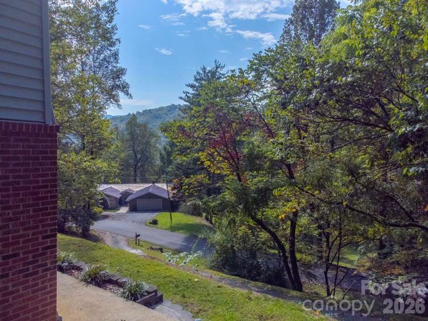 1168 North Country Club Drive, Cullowhee, NC 28723.  MLS# CAR4359441, YatesRealty ID 11610. 
