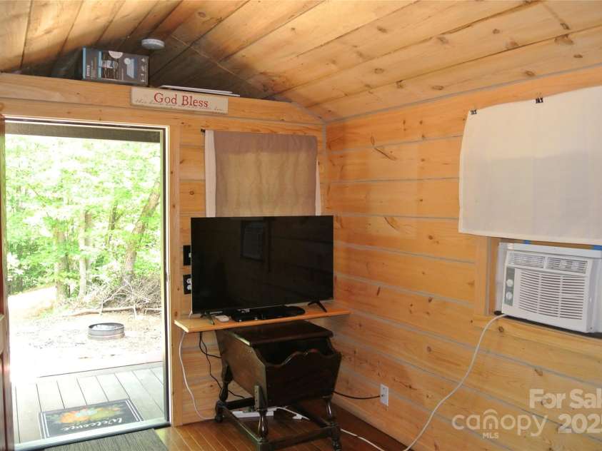 282 Chase Lane, Rutherfordton, NC 28139.  MLS# CAR4256745, YatesRealty ID 11610. 