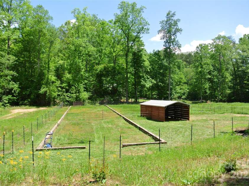 282 Chase Lane, Rutherfordton, NC 28139.  MLS# CAR4256745, YatesRealty ID 11610. 