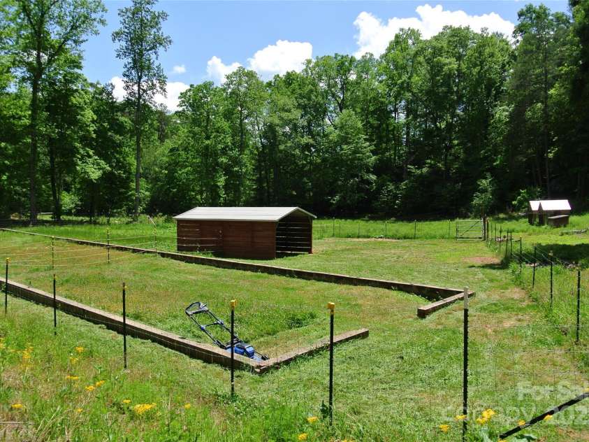 282 Chase Lane, Rutherfordton, NC 28139.  MLS# CAR4256745, YatesRealty ID 11610. 