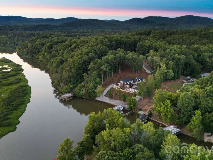 587 Carolina Drive, Troy, NC 27371.  MLS# CAR4396332, YatesRealty ID 11611. 