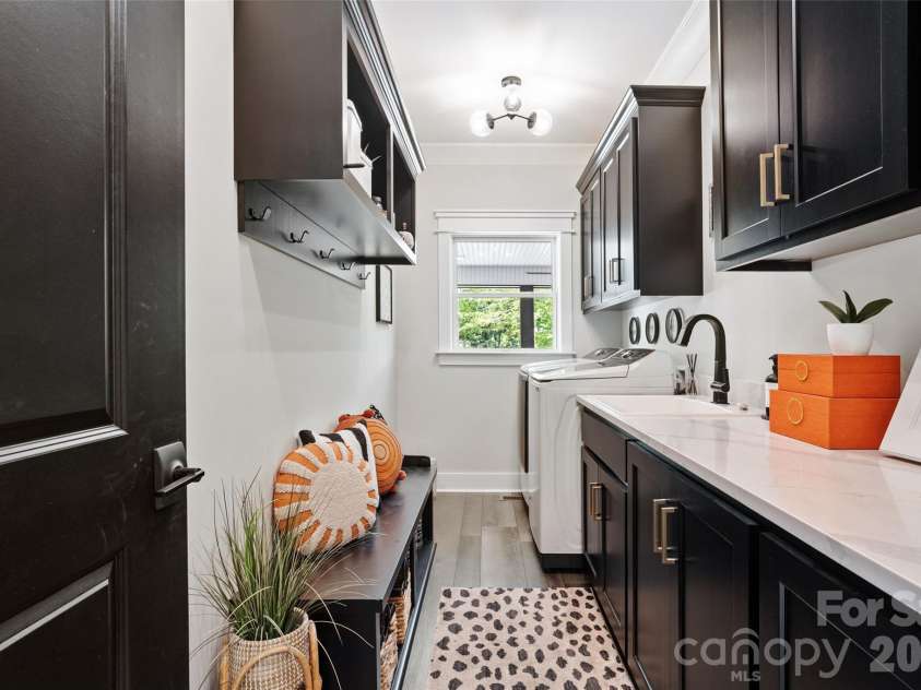 587 Carolina Drive, Troy, NC 27371.  MLS# CAR4396332, YatesRealty ID 11611. 