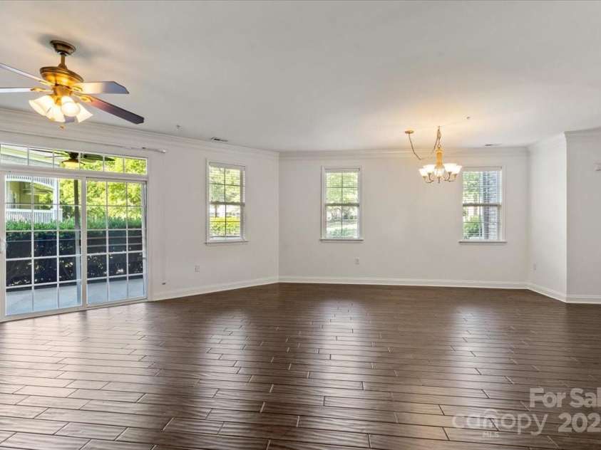 9047 Rosalyn Glen Road, Cornelius, NC 28031.  MLS# CAR4254463, YatesRealty ID 11612. 