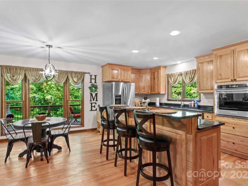 341 Mulberry Street, Statesville, NC 28677.  MLS# CAR4255510, YatesRealty ID 11613. 