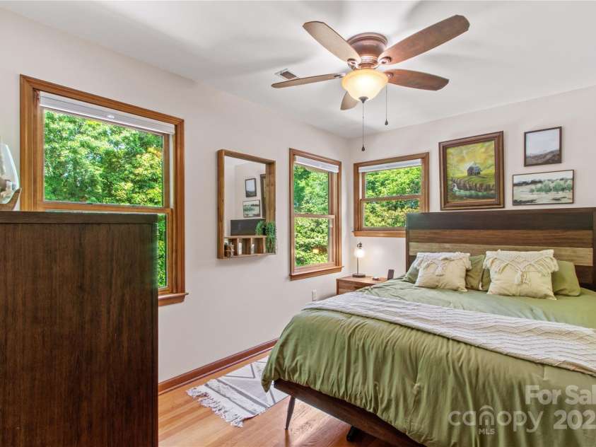 341 Mulberry Street, Statesville, NC 28677.  MLS# CAR4255510, YatesRealty ID 11613. 