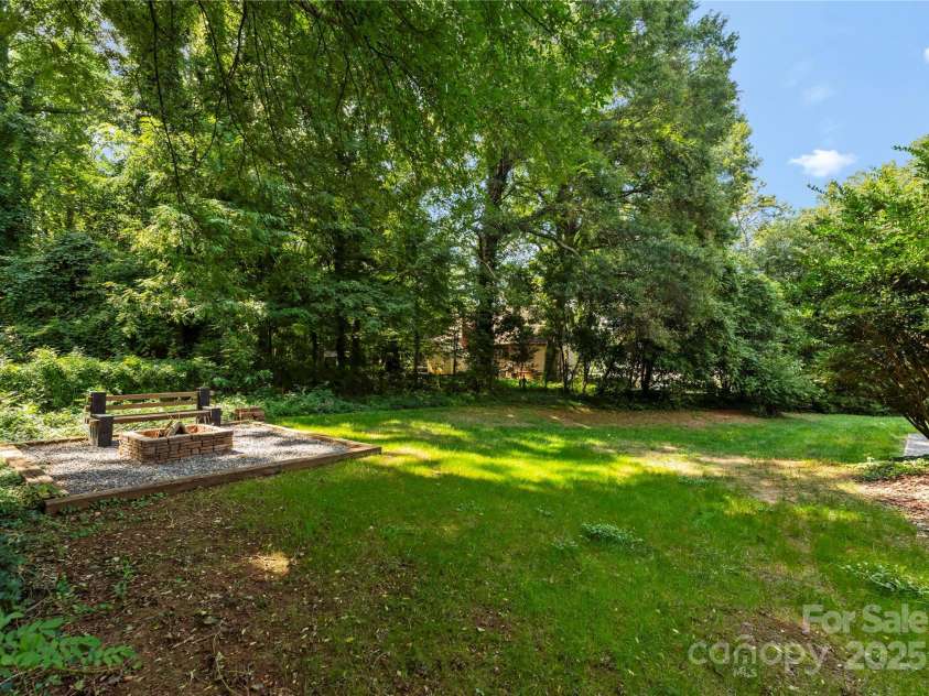 341 Mulberry Street, Statesville, NC 28677.  MLS# CAR4294952, YatesRealty ID 11613. 