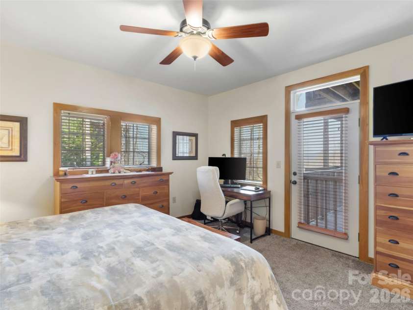 61 Creekside Way, Burnsville, NC 28714.  MLS# CAR4350078, YatesRealty ID 11613. 