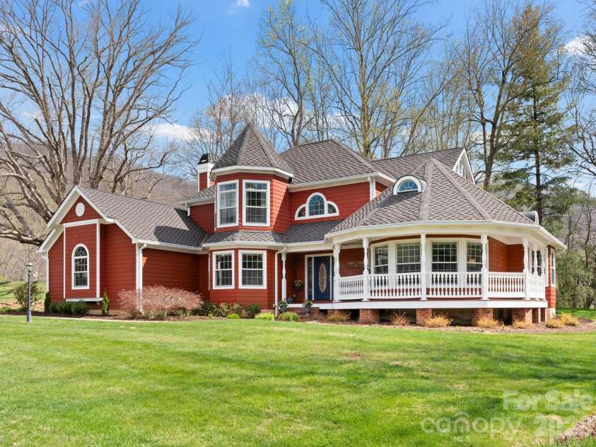 223 Fairway Terrace, Canton, NC 28716.  MLS# CAR4359000, YatesRealty ID 11614. Front View