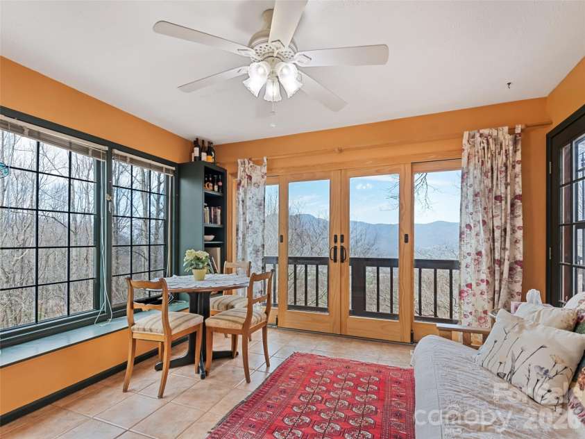 415 Treetop Lane, Waynesville, NC 28785.  MLS# CAR4360054, YatesRealty ID 11615. 