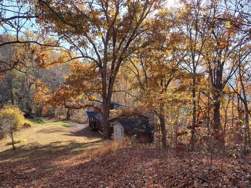 415 Treetop Lane, Waynesville, NC 28785.  MLS# CAR4360054, YatesRealty ID 11615. 