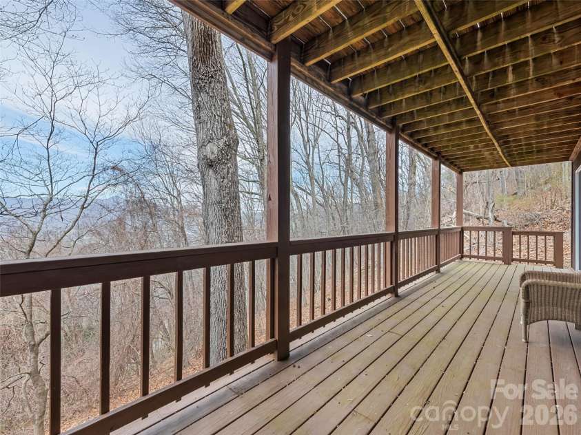 415 Treetop Lane, Waynesville, NC 28785.  MLS# CAR4360054, YatesRealty ID 11615. 