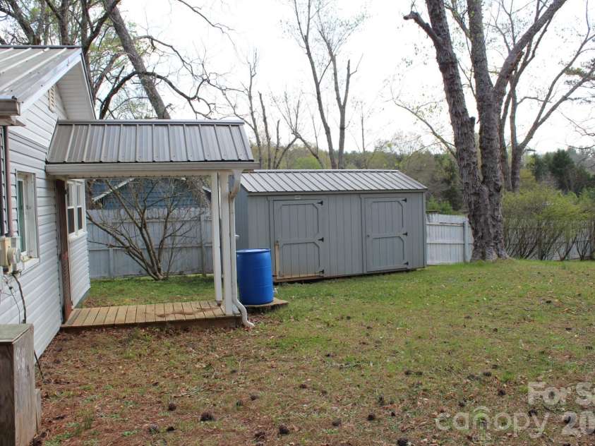 7282 NC Hwy 108 Highway, Mill Spring, NC 28756.  MLS# CAR4360681, YatesRealty ID 11616. 