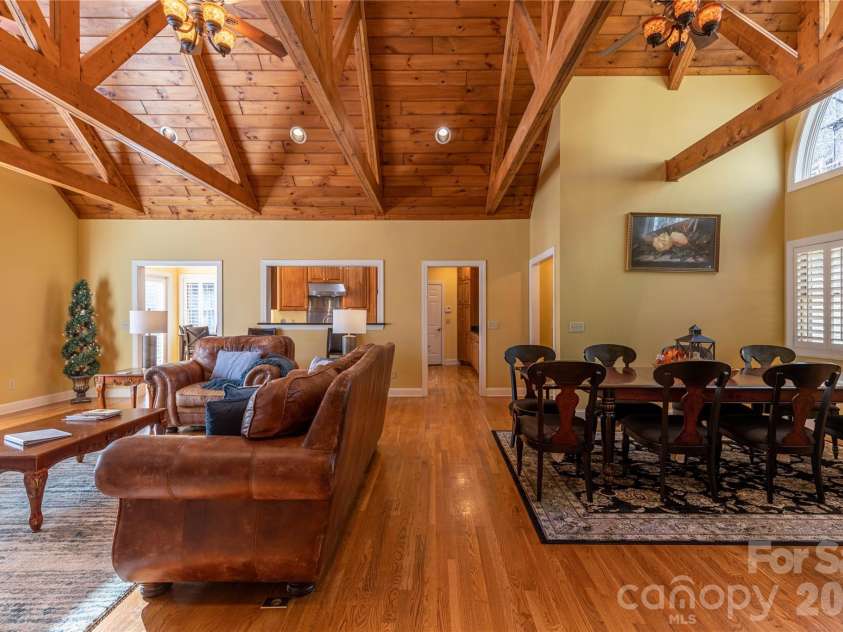 446 Windridge Drive, Sugar Grove, NC 28679.  MLS# CAR4360975, YatesRealty ID 11618. 