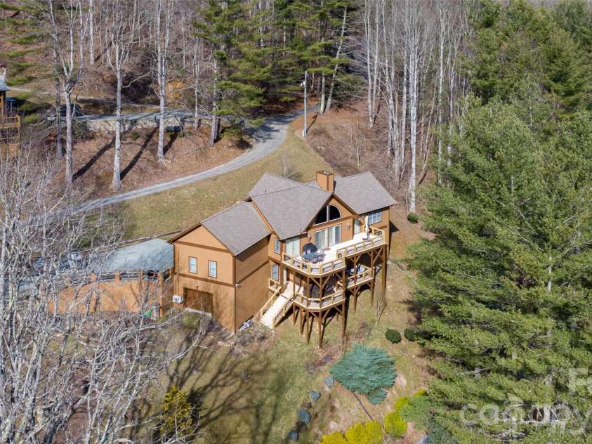 446 Windridge Drive, Sugar Grove, NC 28679.  MLS# CAR4360975, YatesRealty ID 11618. Areial view of Moonlight Manor.