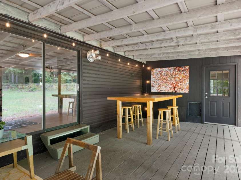 8252 Holbert Cove Road, Saluda, NC 28773.  MLS# CAR4257298, YatesRealty ID 11619. 