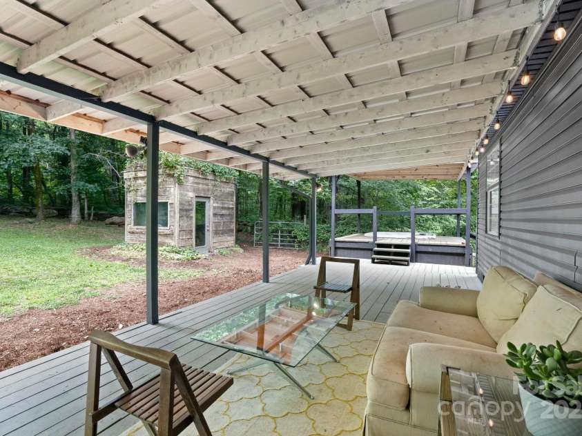 8252 Holbert Cove Road, Saluda, NC 28773.  MLS# CAR4257298, YatesRealty ID 11619. 
