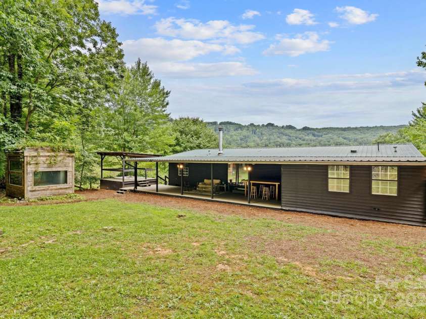 8252 Holbert Cove Road, Saluda, NC 28773.  MLS# CAR4257298, YatesRealty ID 11619. 
