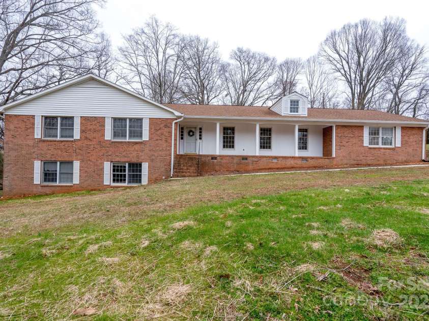 107 Myrtle Avenue, China Grove, NC 28023.  MLS# CAR4225002, YatesRealty ID 11620. 