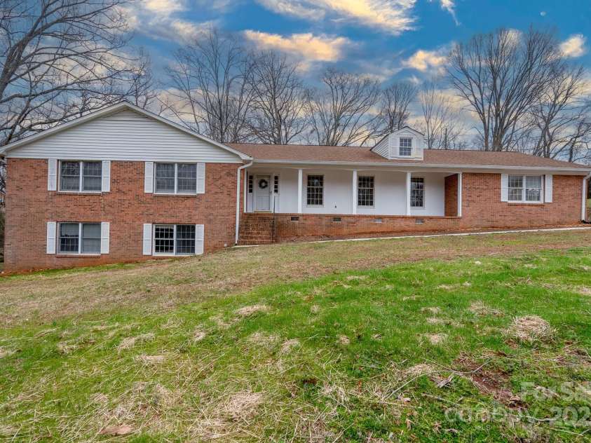 107 Myrtle Avenue, China Grove, NC 28023.  MLS# CAR4225002, YatesRealty ID 11620. 