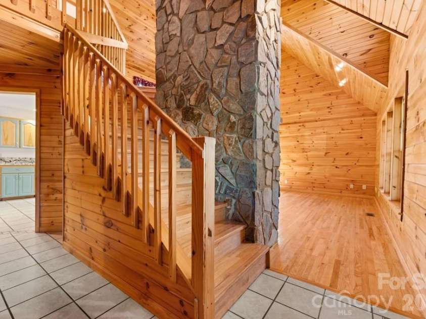 44 Ellistone Court, Sylva, NC 28779.  MLS# CAR4361873, YatesRealty ID 11620. 