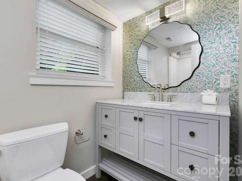 100 Ashton Lane, Brevard, NC 28712.  MLS# CAR4411812, YatesRealty ID 11621. Bathroom 3