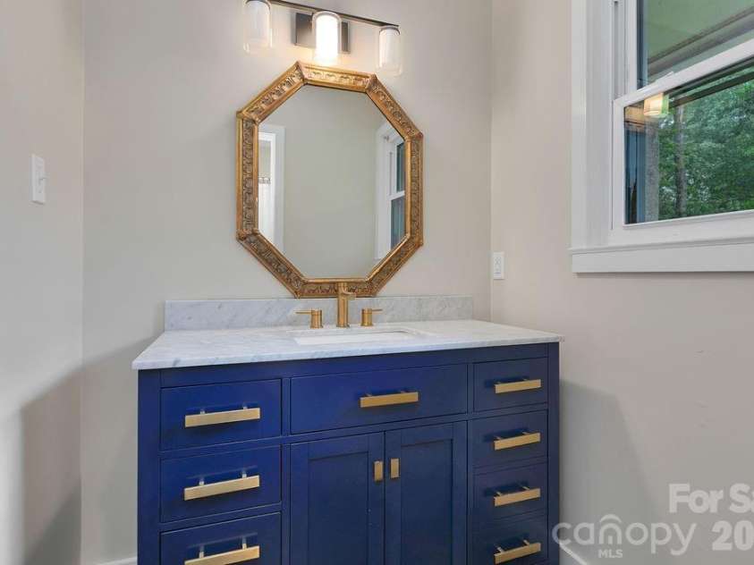 100 Ashton Lane, Brevard, NC 28712.  MLS# CAR4411812, YatesRealty ID 11621. Custom Vanity
