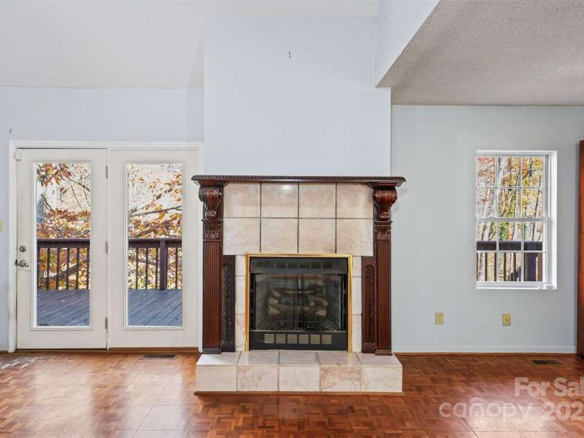 1101 Warf Road, Lexington, NC 27292.  MLS# CAR4207054, YatesRealty ID 11621. 