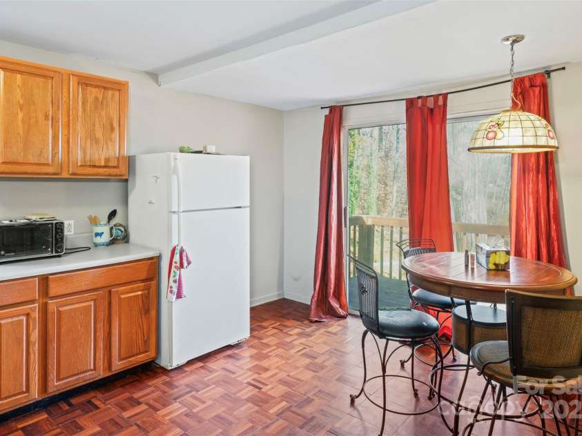 1101 Warf Road, Lexington, NC 27292.  MLS# CAR4207054, YatesRealty ID 11621. 