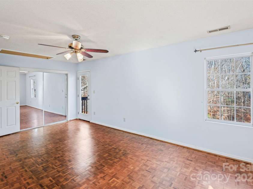 1101 Warf Road, Lexington, NC 27292.  MLS# CAR4207054, YatesRealty ID 11621. 