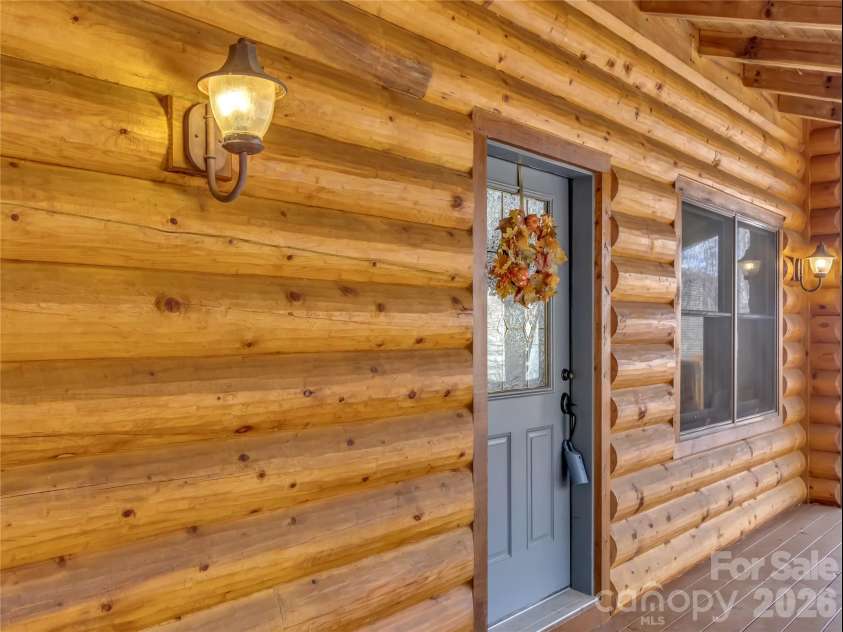 1664 Tawodi Trail, Maggie Valley, NC 28751.  MLS# CAR4360189, YatesRealty ID 11622. Frond door area