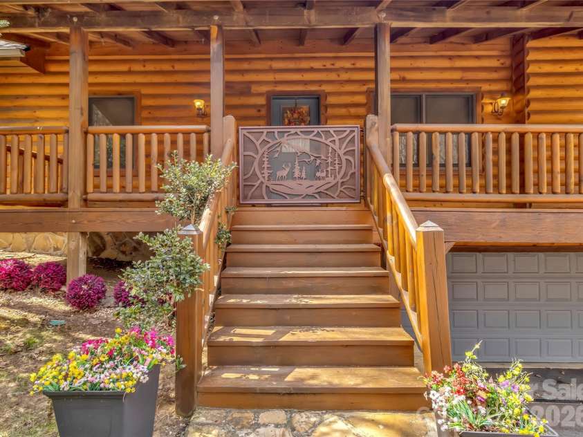 1664 Tawodi Trail, Maggie Valley, NC 28751.  MLS# CAR4360189, YatesRealty ID 11622. Front door porch area