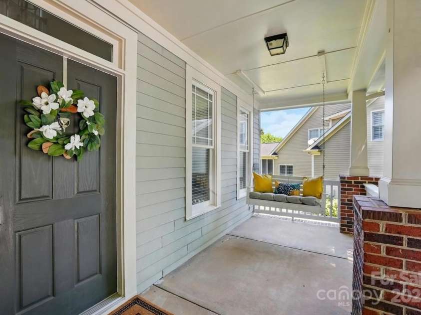 8008 Battersea Court, Waxhaw, NC 28173.  MLS# CAR4235511, YatesRealty ID 11623. 
