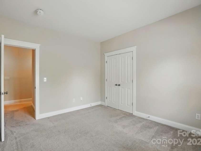 8008 Battersea Court, Waxhaw, NC 28173.  MLS# CAR4235511, YatesRealty ID 11623. 