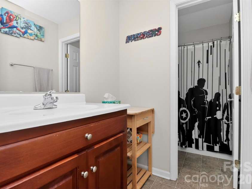 4363 Dusty Ridge Court, Denver, NC 28037.  MLS# CAR4361524, YatesRealty ID 11625. Secondary full bath