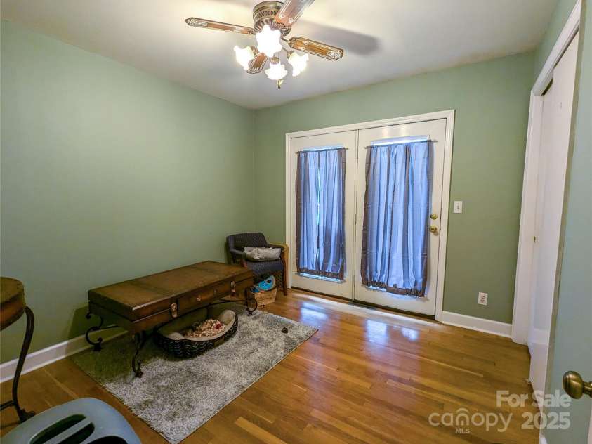 411 US Highway 19E ByPass, Burnsville, NC 28714.  MLS# CAR4247071, YatesRealty ID 11626. 