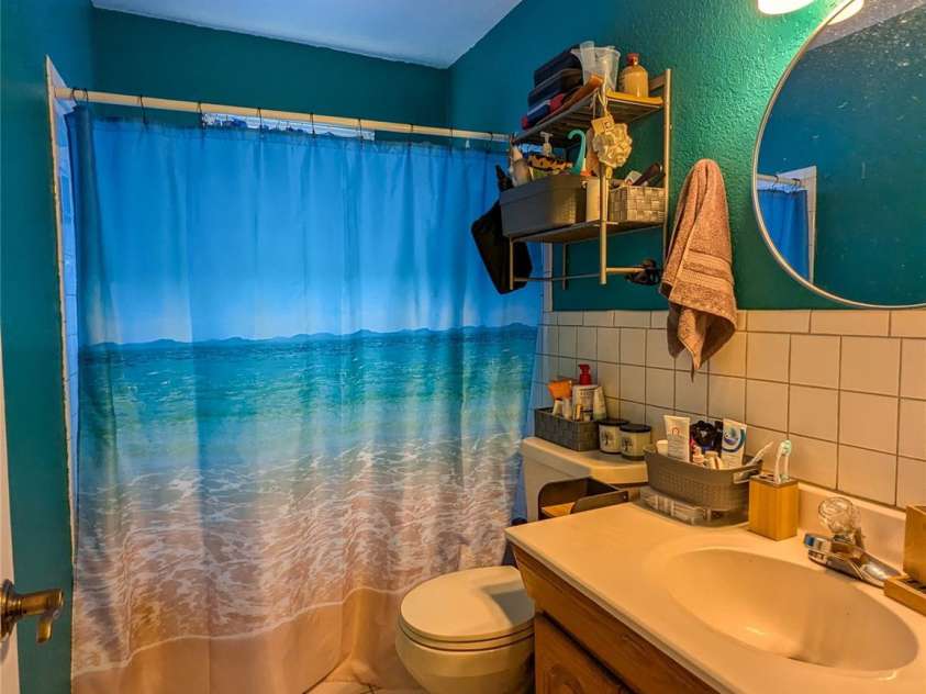 411 US Highway 19E ByPass, Burnsville, NC 28714.  MLS# CAR4247071, YatesRealty ID 11626. 