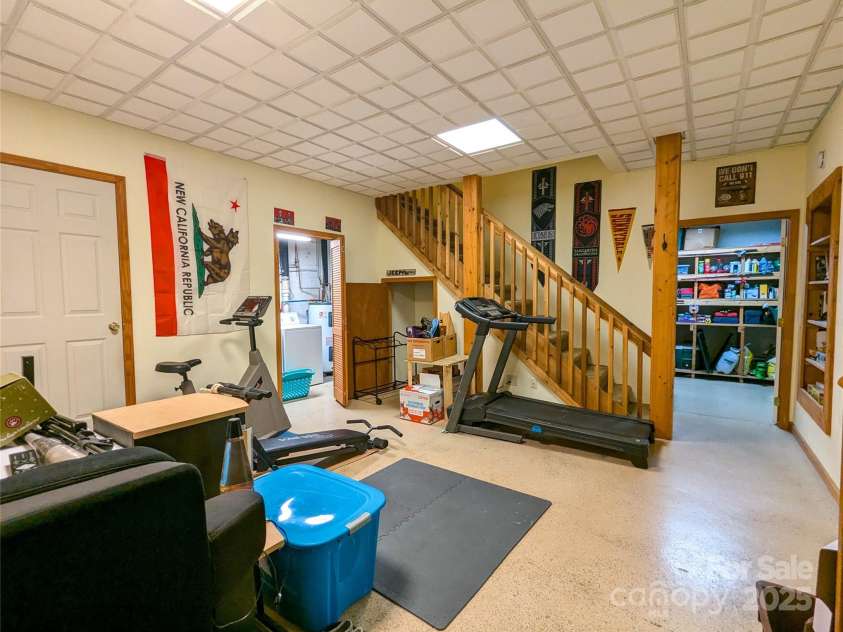 411 US Highway 19E ByPass, Burnsville, NC 28714.  MLS# CAR4247071, YatesRealty ID 11626. 