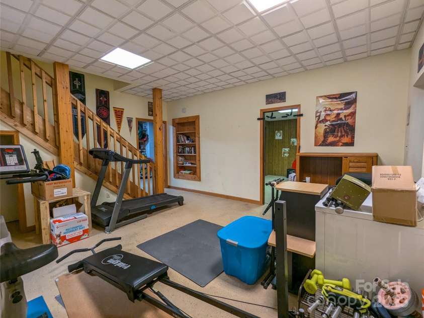 411 US Highway 19E ByPass, Burnsville, NC 28714.  MLS# CAR4247071, YatesRealty ID 11626. 