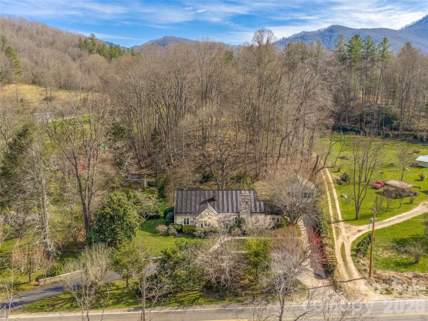 4125 State Highway 197 Highway, Burnsville, NC 28714.  MLS# CAR4361798, YatesRealty ID 11626. 