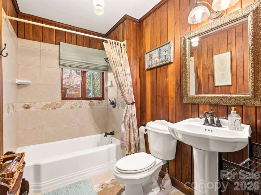 4125 State Highway 197 Highway, Burnsville, NC 28714.  MLS# CAR4361798, YatesRealty ID 11626. 