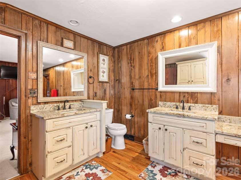 4125 State Highway 197 Highway, Burnsville, NC 28714.  MLS# CAR4361798, YatesRealty ID 11626. 