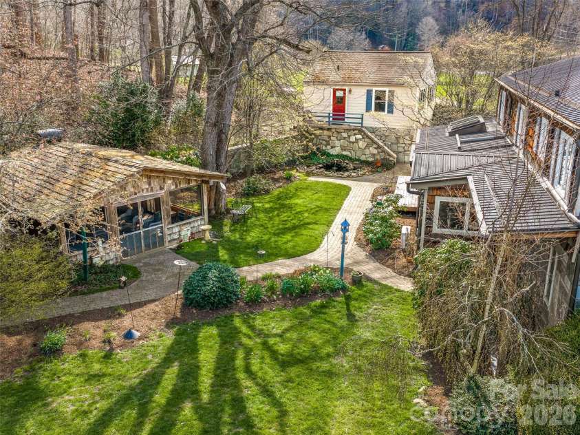 4125 State Highway 197 Highway, Burnsville, NC 28714.  MLS# CAR4361798, YatesRealty ID 11626. 