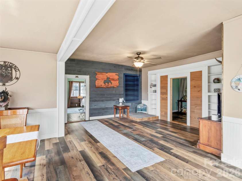 138 Robert Phillips Road, Bakersville, NC 28705.  MLS# CAR4361087, YatesRealty ID 11628. 