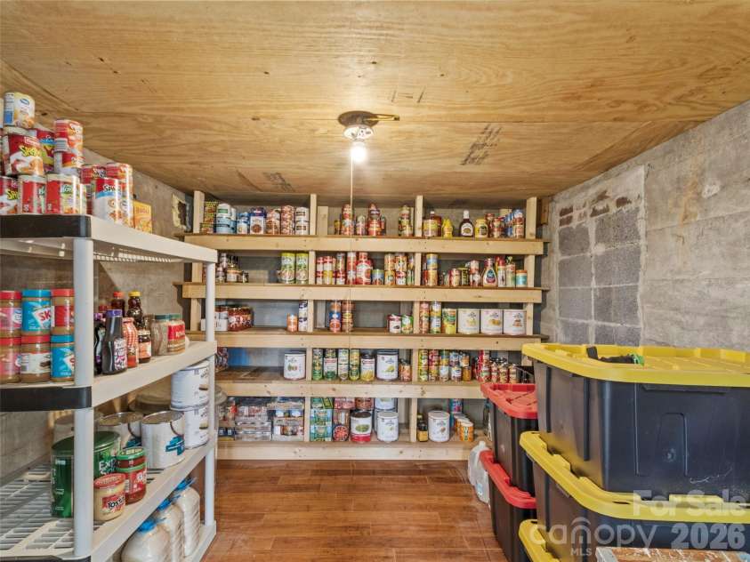 138 Robert Phillips Road, Bakersville, NC 28705.  MLS# CAR4361087, YatesRealty ID 11628. 