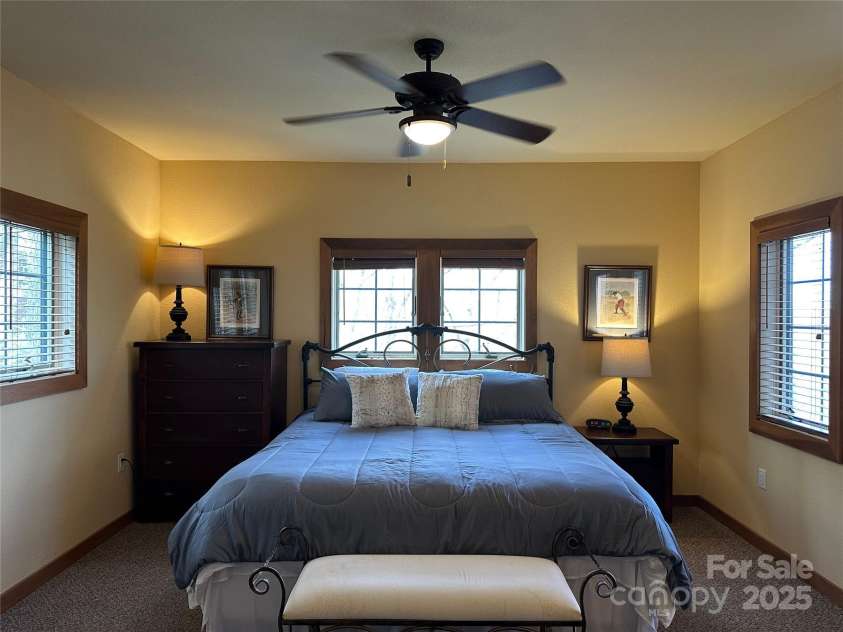 222 Creekside Way, Burnsville, NC 28714.  MLS# CAR4250039, YatesRealty ID 1163. 